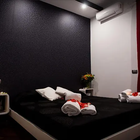121 Candia Guest house